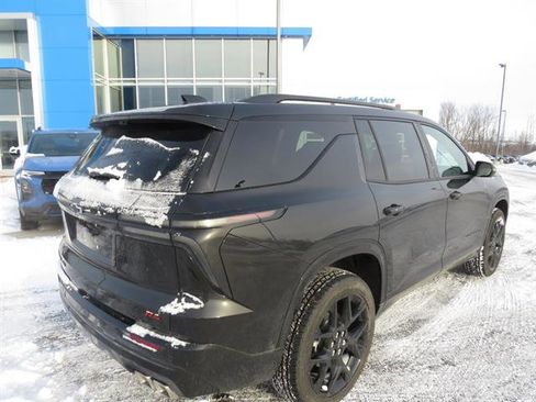 New 2026 Chevrolet Traverse RS w/ LPO, Floor Liner Package image 4
