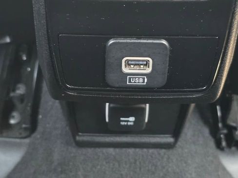 Used 2025 Jeep Compass Limited AWD/4WD image 23
