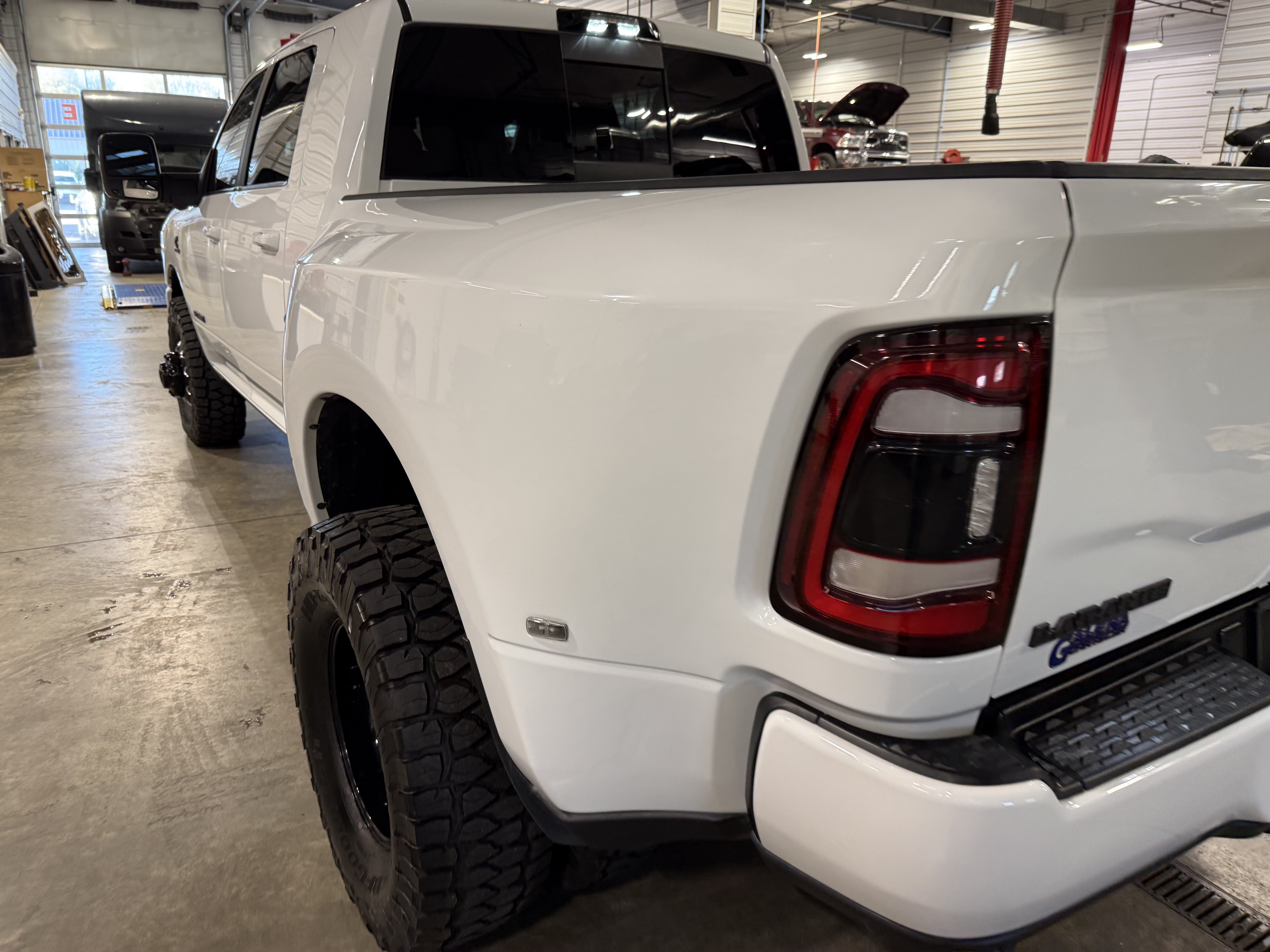 Used 2023 RAM 3500 Laramie AWD/4WD image 31