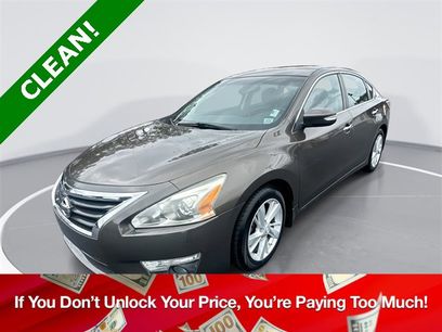 Used 2015 Nissan Altima 2.5 SV w/ Convenience Package
