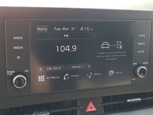 Used 2025 Kia Sportage LX image 14