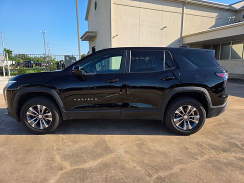 Used 2026 Chevrolet Equinox LT w/ Convenience Package II FWD image 8