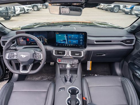 New 2025 Ford Mustang Premium image 39