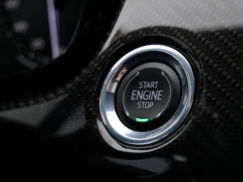 Certified 2024 Cadillac XT6 Sport w/ LPO, Floor Liner Package image 24