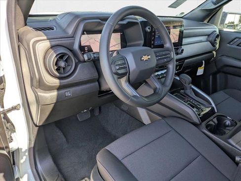 New 2026 Chevrolet Colorado W/T image 3