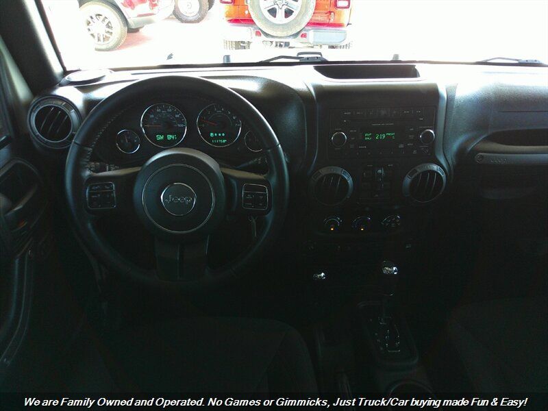 Used 2017 Jeep Wrangler Unlimited Sport w/ Quick Order Package 24S AWD/4WD image 33