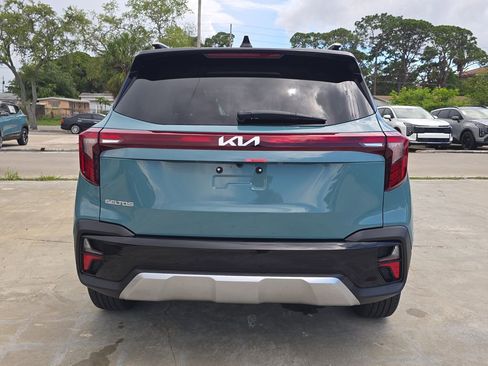 New 2026 Kia Seltos S FWD image 7