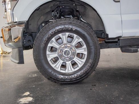 Used 2022 Ford F250 XL w/ STX Appearance Package image 10