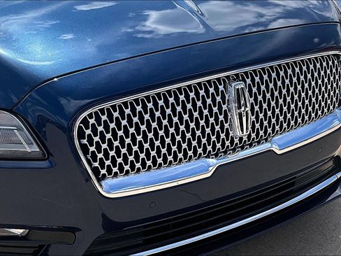 Used 2017 Lincoln Continental Select w/ Climate Package FWD image 28