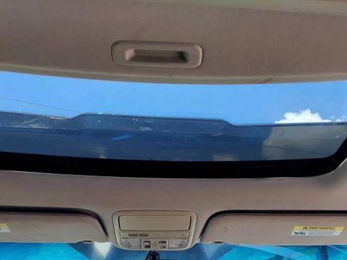 Used 2013 Honda Odyssey Touring Elite image 13