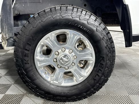 Used 2024 RAM 2500 Big Horn w/ Off Road Package AWD/4WD image 34