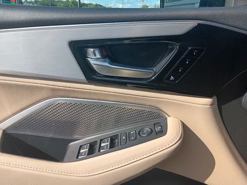 Used 2024 Acura MDX SH-AWD image 35