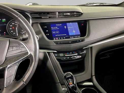 Used 2021 Cadillac XT5 Premium Luxury AWD/4WD image 9