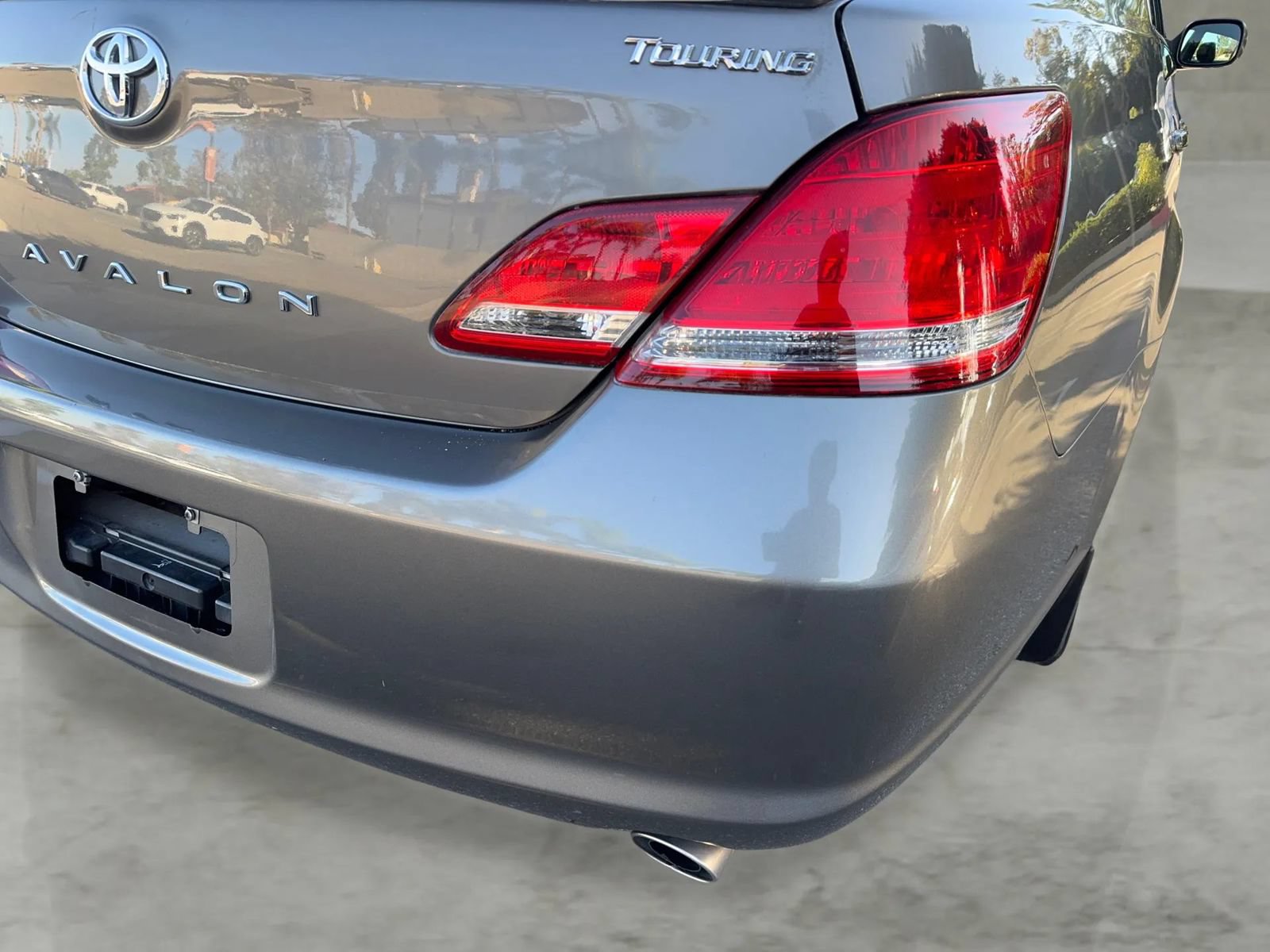 Used 2005 Toyota Avalon Touring FWD image 48