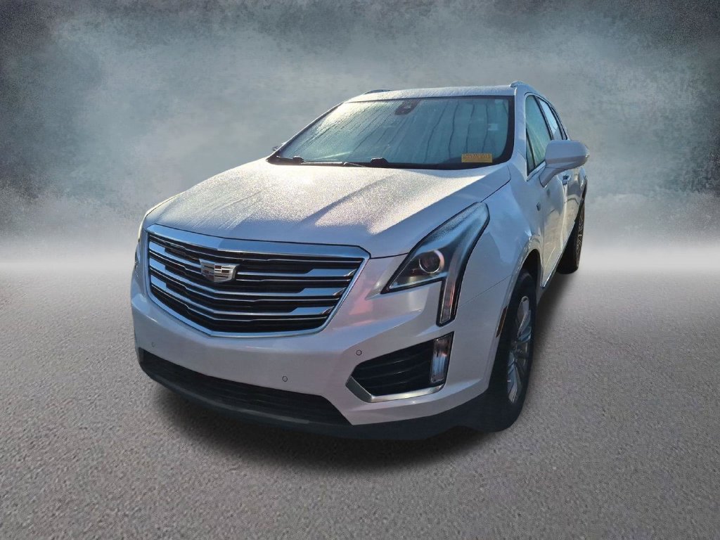 Used 2018 Cadillac XT5 Luxury w/ Driver Awareness Package FWD image 2