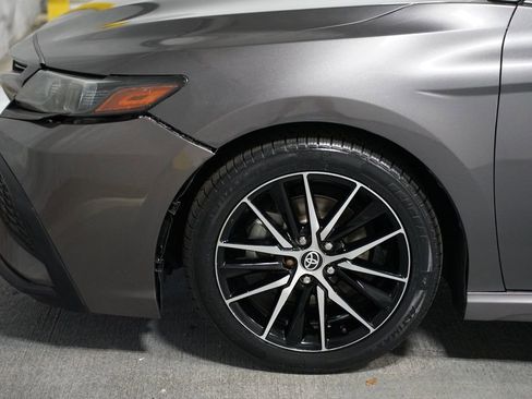 Certified 2023 Toyota Camry SE FWD image 5