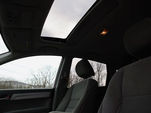 Used 2011 Honda CR-V EX image 18