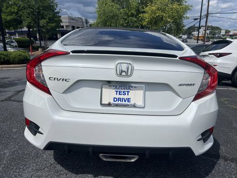 Used 2020 Honda Civic Sport image 5