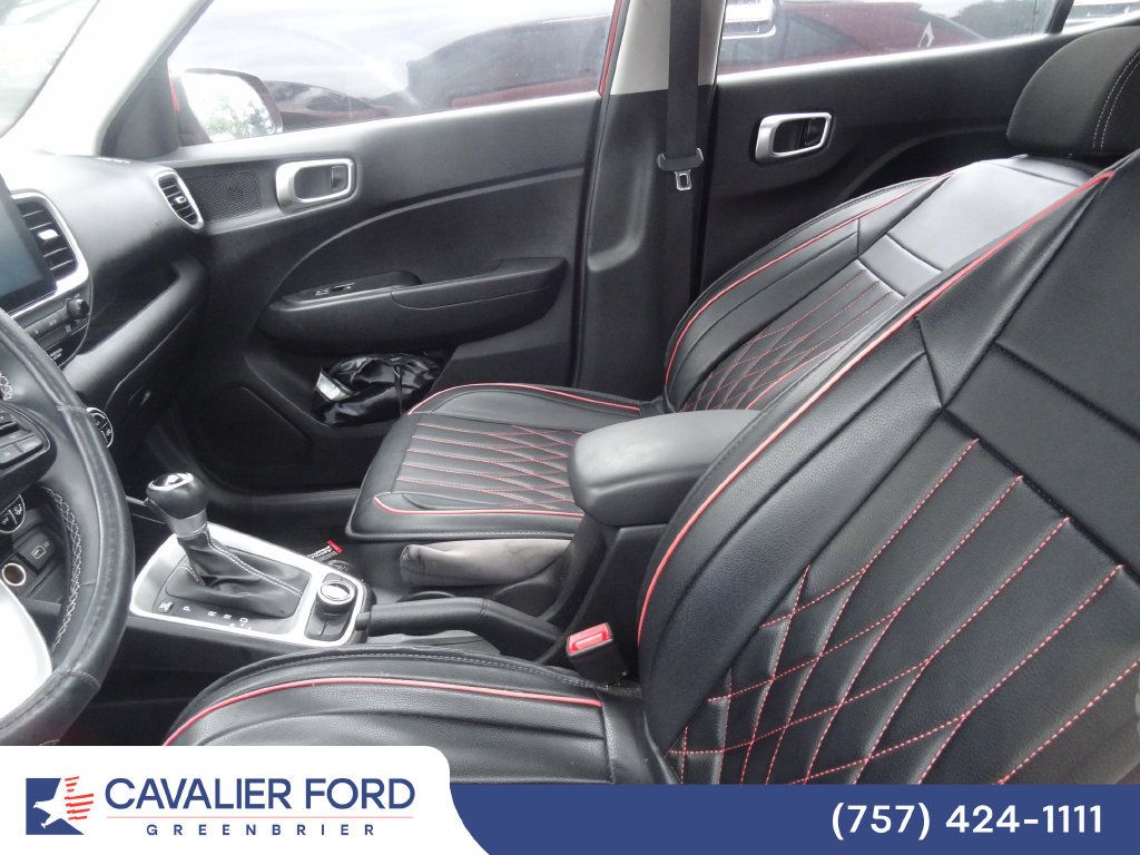 Used 2022 Hyundai Venue SEL FWD image 7