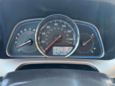 Used 2014 Toyota RAV4 Limited AWD/4WD image 9
