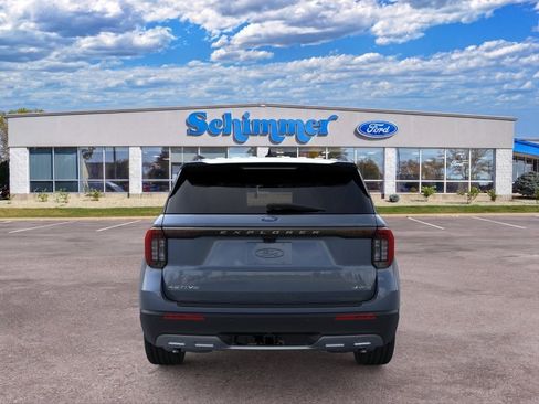 New 2026 Ford Explorer Active w/ Active Comfort Package AWD/4WD image 5