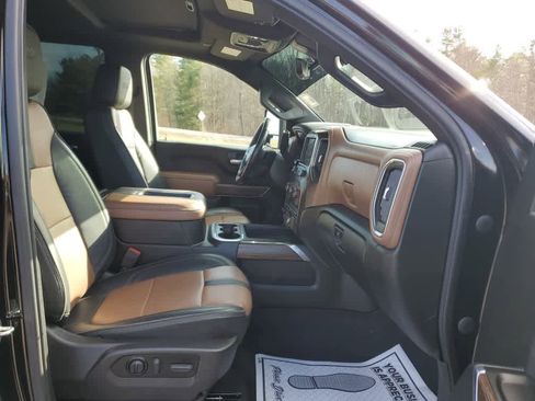 Used 2022 Chevrolet Silverado 2500 High Country w/ Z71 Off-Road Package image 24