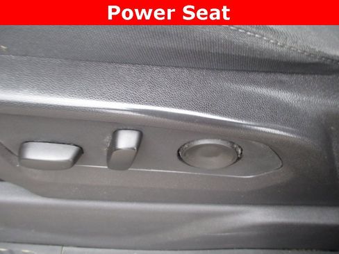 Certified 2024 Chevrolet Silverado 1500 Custom image 20