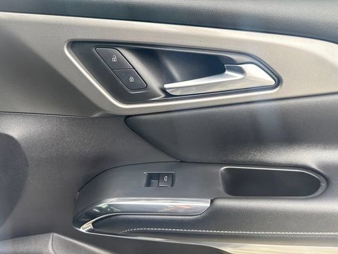 Used 2026 Chevrolet Traverse LT w/ LPO, Floor Liner Package FWD image 35