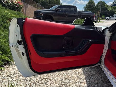 Used 1996 Chevrolet Corvette Coupe RWD image 19