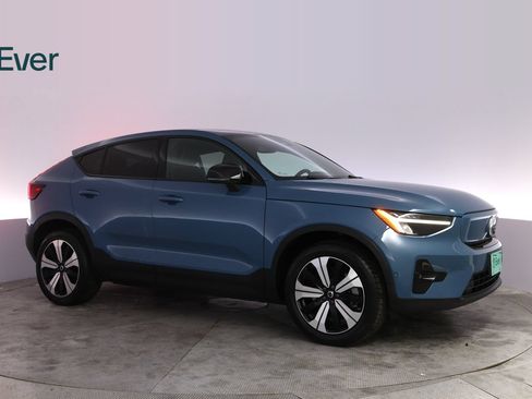 Used 2023 Volvo C40 P8 Recharge Plus w/ Protection Package Premier AWD/4WD image 14