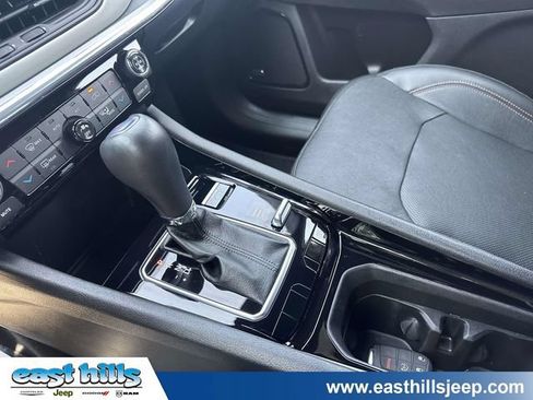 Used 2023 Jeep Compass Limited w/ Sun and Sound Group AWD/4WD image 39