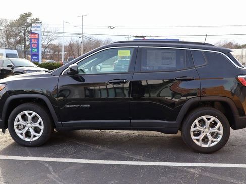 New 2024 Jeep Compass Latitude w/ Convenience Group image 5