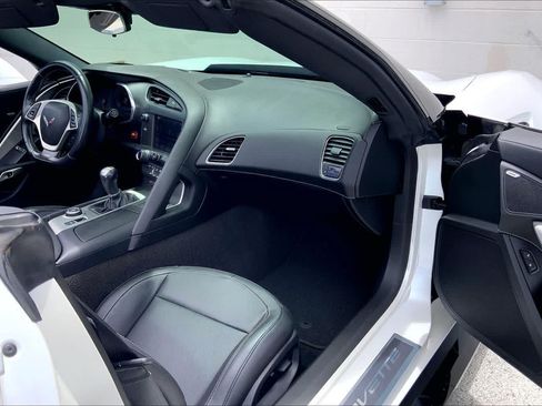 Used 2018 Chevrolet Corvette Z06 w/ Battery Protection Package RWD image 22