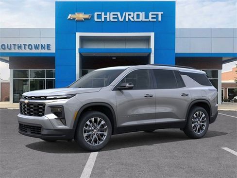 New 2026 Chevrolet Traverse LT w/ Sun and Wheel Package image 2