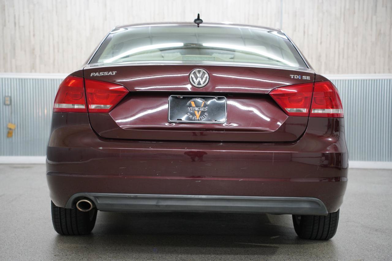 Used 2013 Volkswagen Passat TDI SE FWD image 9