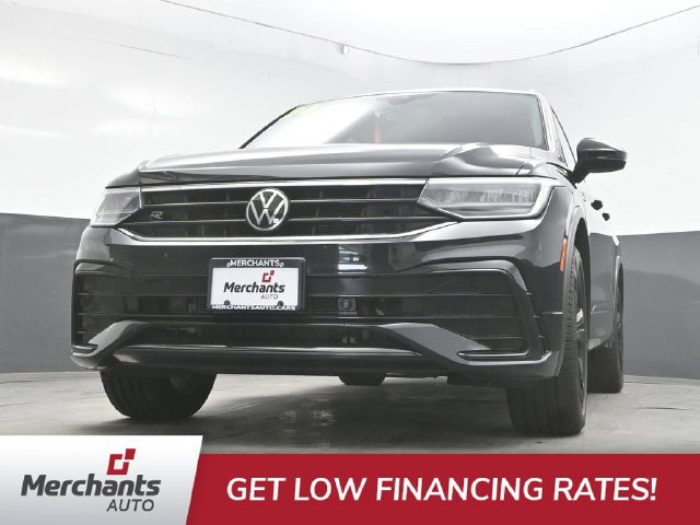 Used 2024 Volkswagen Tiguan SE R-Line AWD/4WD image 33