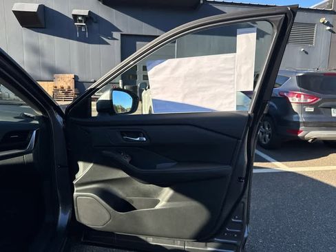 New 2026 Nissan Rogue SV image 25