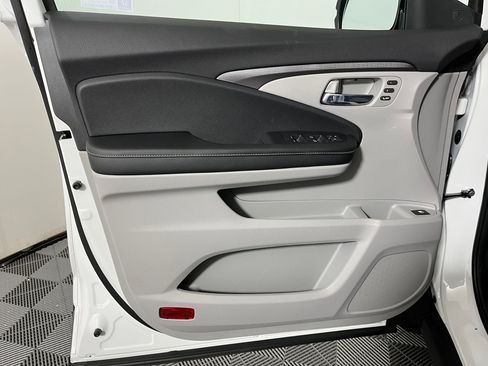 New 2026 Honda Ridgeline RTL image 19