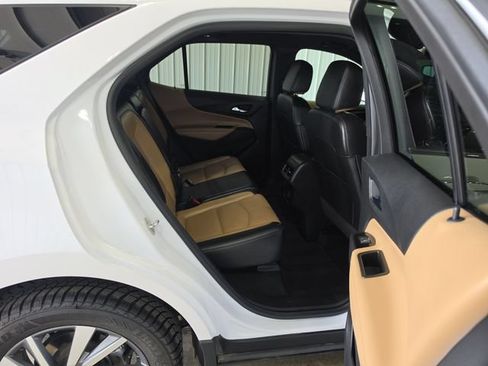 Used 2023 Chevrolet Equinox Premier AWD/4WD image 26