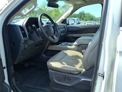 Used 2021 Ford Expedition XLT RWD image 23