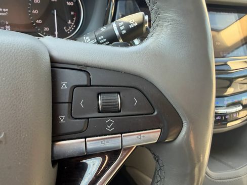Used 2021 Cadillac XT6 Premium Luxury AWD/4WD image 14
