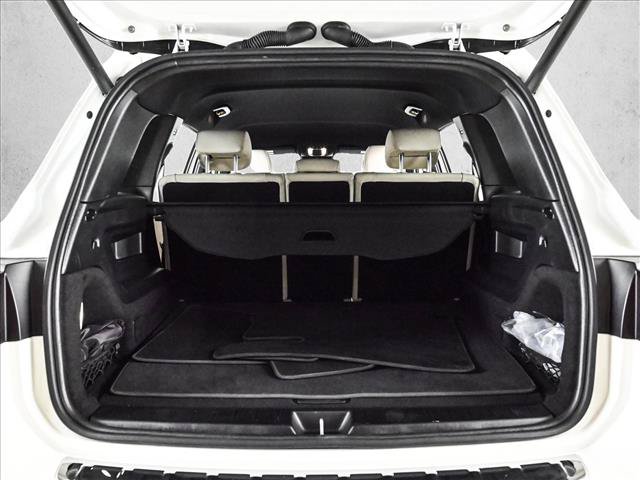 Used 2025 Mercedes-Benz GLB 250 4MATIC image 6