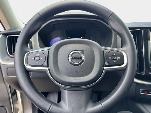 Certified 2025 Volvo XC60 B5 Core w/ Protection Package Premier image 26