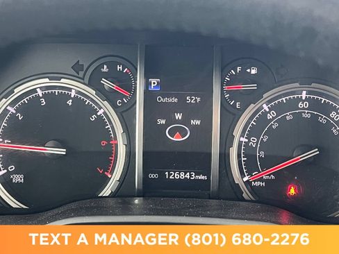 Used 2020 Toyota 4Runner TRD Off-Road Premium w/ Moonroof Package AWD/4WD image 20