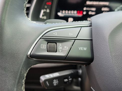 Used 2023 Audi Q8 Premium Plus image 37