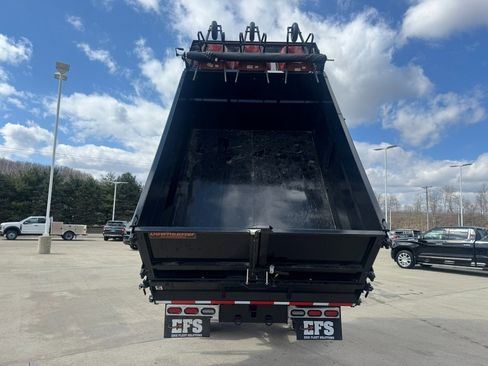 Used 2023 Ford F450 XLT w/ XLT Value Package image 13