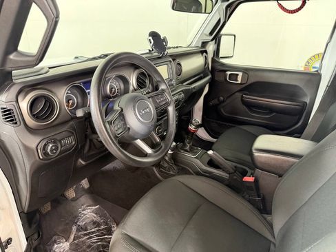 Used 2021 Jeep Gladiator Sport w/ Trailer Tow Package AWD/4WD image 14