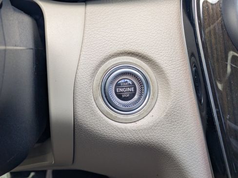 Used 2021 Mercedes-Benz C 300 Sedan image 30