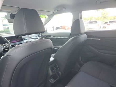 Certified 2024 Kia Seltos S FWD image 10