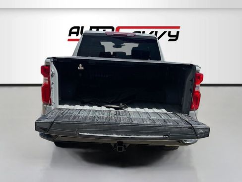 Used 2024 Chevrolet Silverado 1500 LT Trail Boss AWD/4WD image 27